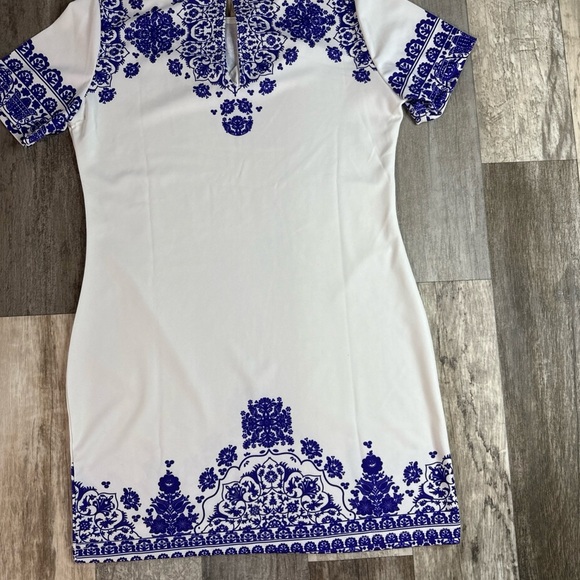 Xin XL Womens Shirt, White, Purple, Stretchy Material - Picture 5 of 5